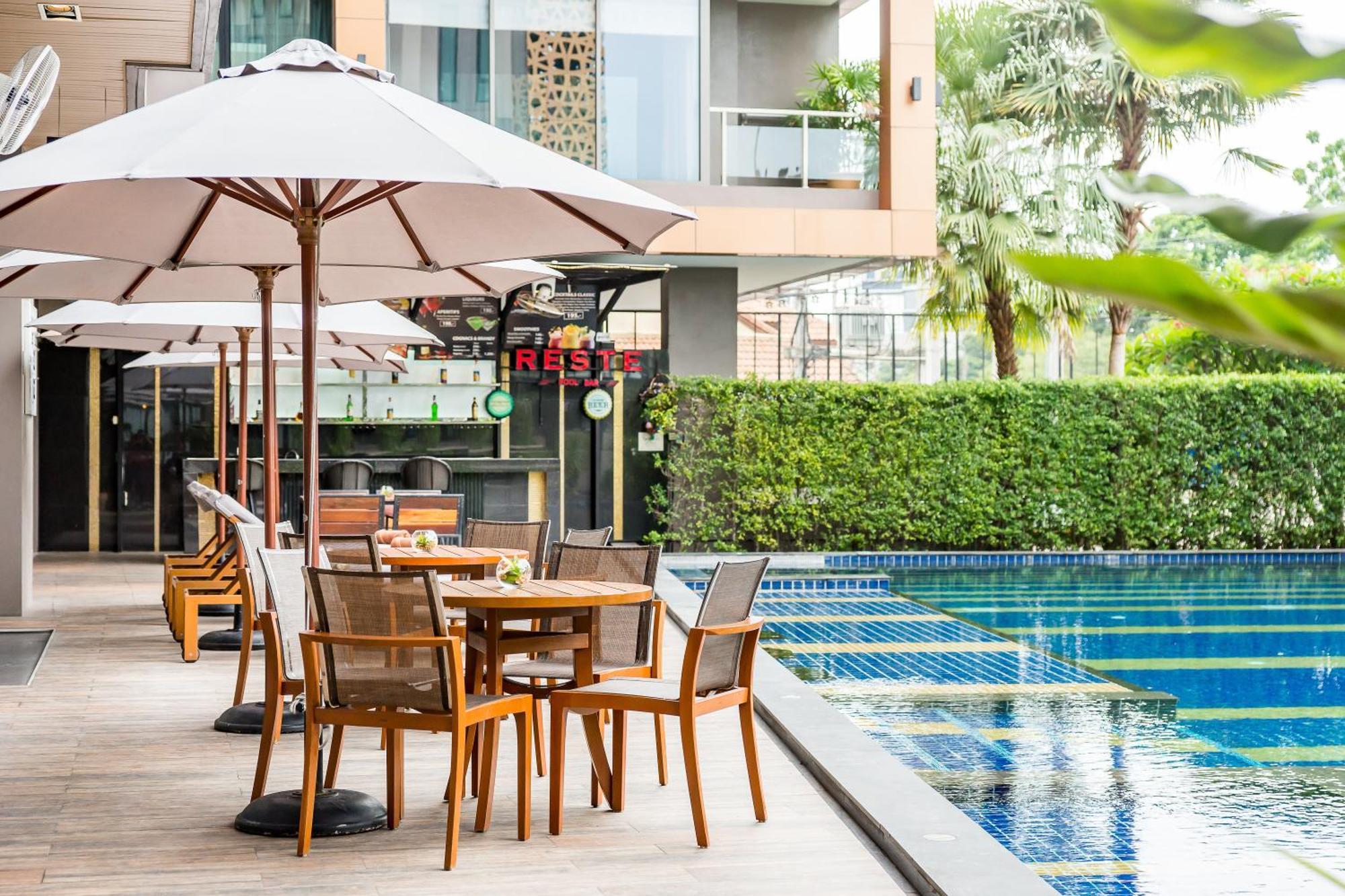 The Siamese Hotel Pattaya By Pcl Exteriör bild