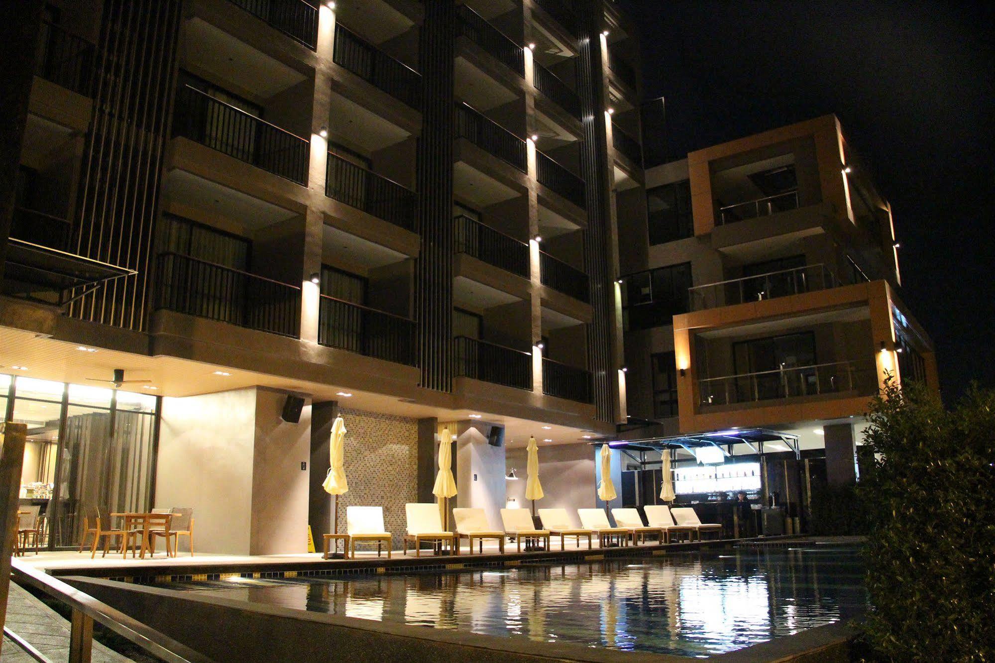 The Siamese Hotel Pattaya By Pcl Exteriör bild
